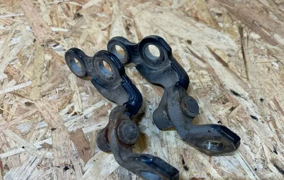 Ford Focus Front door upper hinge XS4AA22801AB