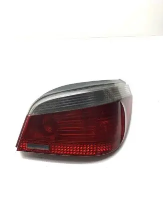 BMW 5 E60 E61 Rear/tail lights 6910768