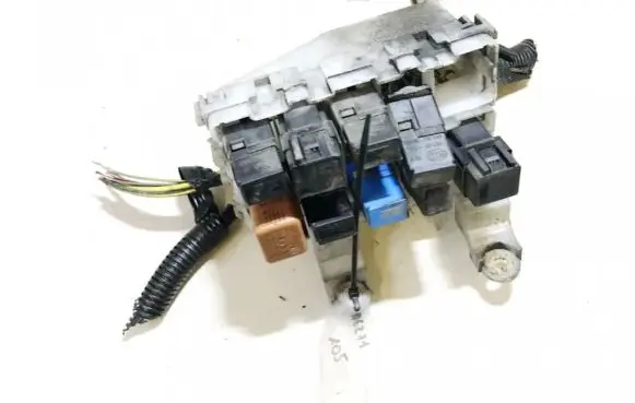 Nissan Almera N16 Fuse box set