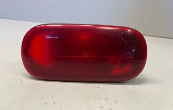 Opel Movano A Third/center stoplight 7700352940