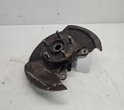 Front wheel hub spindle knuckle