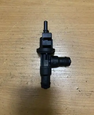 Mini Clubman F54 Vacuum valve 7614013 0280142527