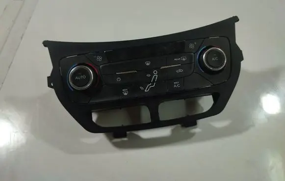 Ford C-MAX II Climate control unit F1ET18C612AJ