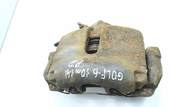 Volkswagen Golf VI Front brake caliper