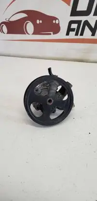 Toyota Corolla E110 Power steering pump