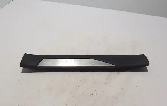 Lexus RX V Front sill trim cover 679200E090C0