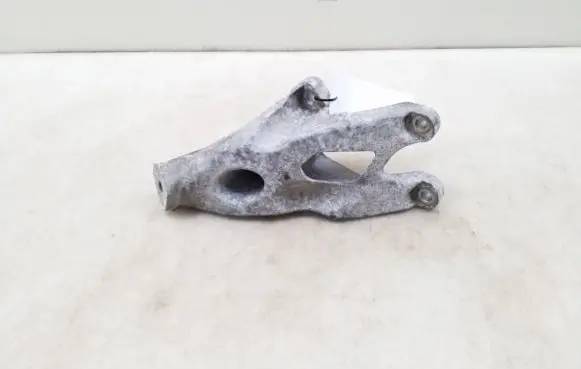 Audi A4 S4 B8 8K Engine mounting bracket 8K0199307BP