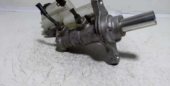 Mazda 6 Master brake cylinder K3239