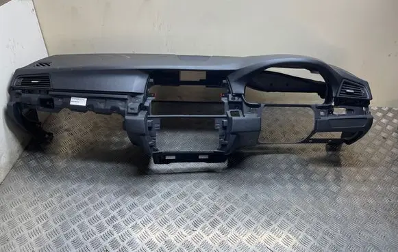 BMW 5 F10 F11 Dashboard 9192859 11B166FB E0500001