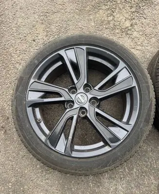 Nissan Juke I F15 R18 alloy rim 40300BV80B CH47 BV806