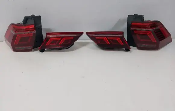 Volkswagen Tiguan Rear/tail lights set 5NA945208K