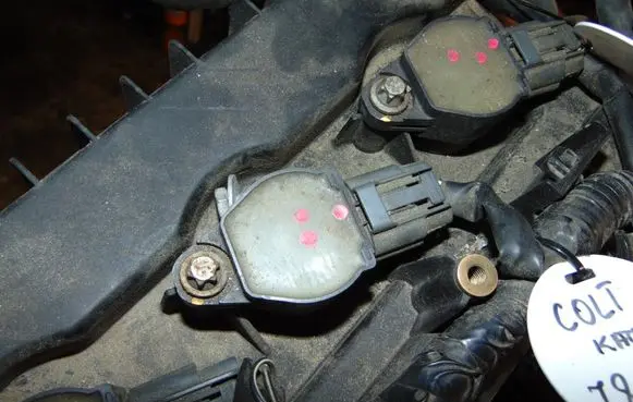 Mitsubishi Colt High voltage ignition coil MN195616