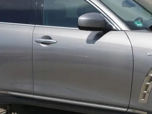 Infiniti QX70 S51 Front door