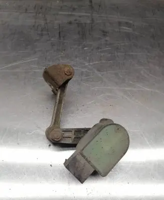 Volkswagen Phaeton Yaw turn rate sensor 4E0907503C