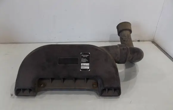 Hyundai i30 Air intake duct part 282122L000