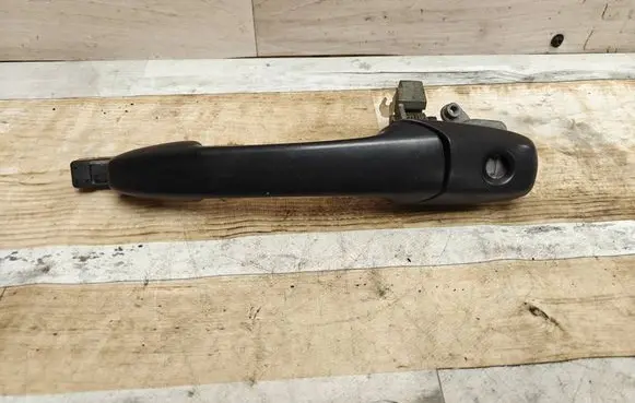 Mazda 5 Front door exterior handle