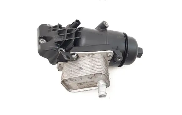 KIA Ceed Oil filter mounting bracket 264102A300 K0100200