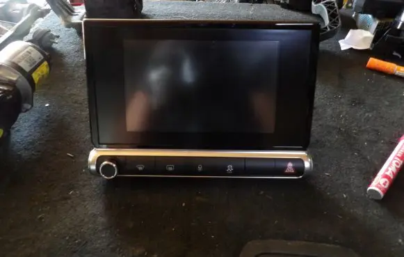 Peugeot 308 Screen/display/small screen 9811486280