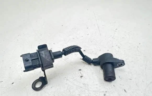 KIA Sorento Crankshaft position sensor 391804A400