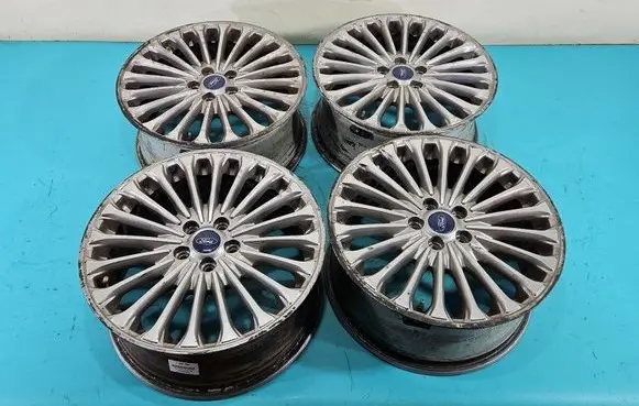 R18 alloy rim
