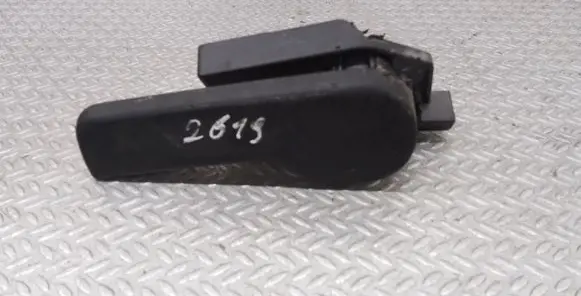 Skoda Octavia Mk2 (1Z) Front door interior handle