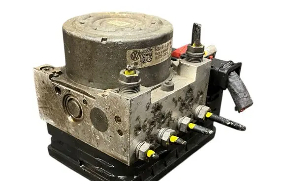 Volkswagen Golf VII ABS Pump 5Q0907379L 10062235281