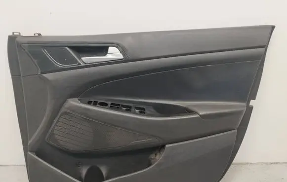 Hyundai Tucson TL Front door card panel trim 82340D7010