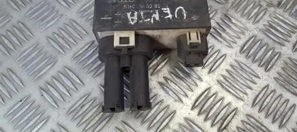 Coolant fan relay
