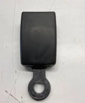 Mercedes-Benz Vito Viano W638 Rear seatbelt buckle 560278802B