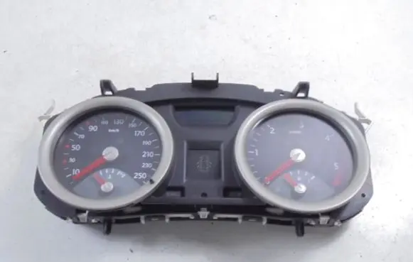 Renault Megane II Speedometer (instrument cluster) 8200399695B