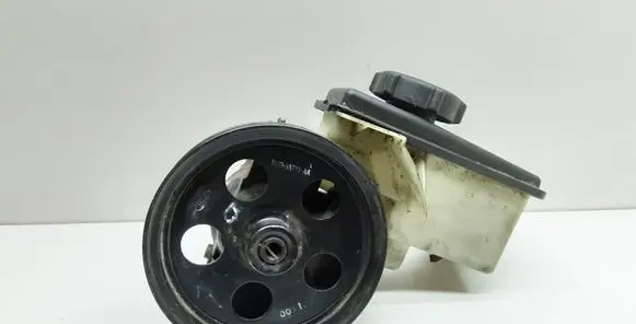 Ford Mondeo Mk III Power steering pump 1S703A733AA