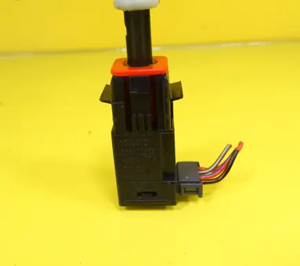 Opel Zafira B Brake pedal sensor switch 13299721