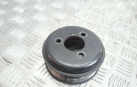 Land Rover Discovery 3 - LR3 Water pump pulley 4H2Q8610BC
