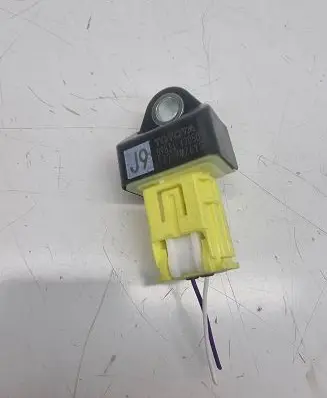 Lexus RX 450H Airbag deployment crash/impact sensor 8983147050 5377MZ6Y