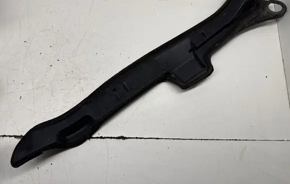 Peugeot 108 Fender end trim 538270H030