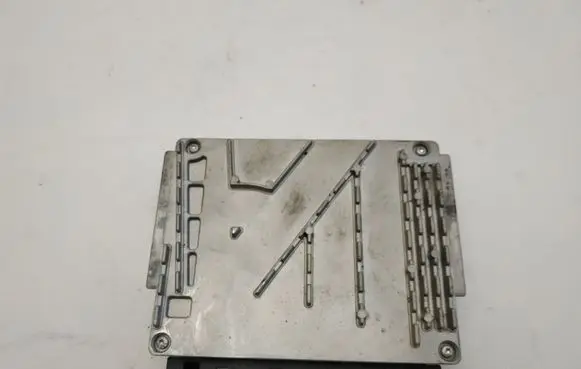 Volvo V70 Engine control unit/module 09496667A 0281001776