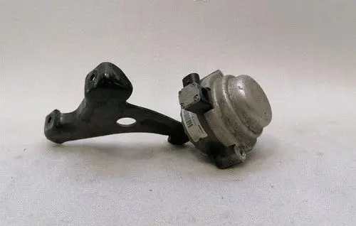 Porsche Cayman 981 Engine mount bracket 98137505905