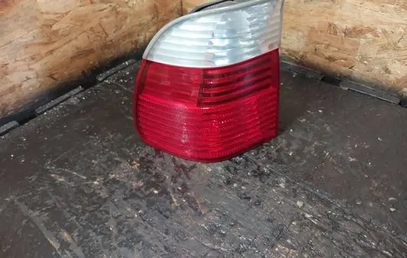 Volkswagen PASSAT B5 Rear/tail lights 6902531