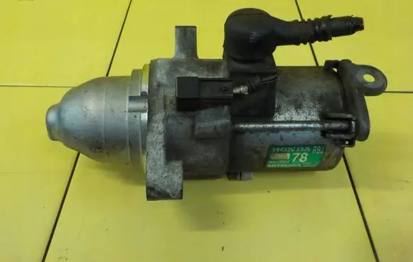Honda Insight Starter motor SM74005