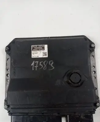 Toyota Prius (XW20) Engine control unit/module 89661-47270 275300-7384