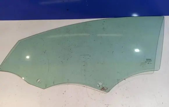 Volvo S60 Front door window glass four-door 31385410