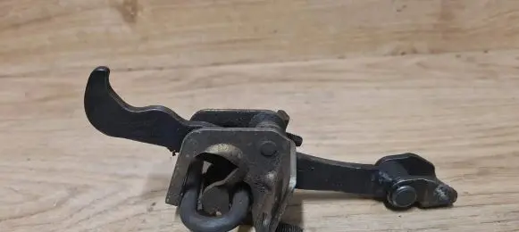 Volvo S80 Front door check strap stopper 9485744