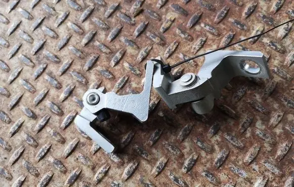 Volkswagen Sharan Front door hinge set 7N083140R