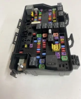 Jeep Grand Cherokee Fuse module 068242818AC