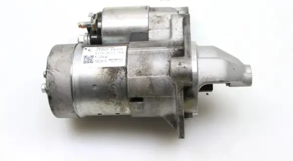 Nissan Juke I F15 Starter motor 23300EE01C