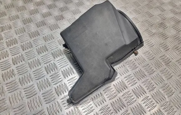 Ford Focus Air filter box cover 76894521