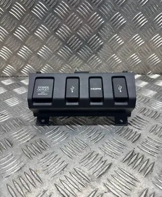 Honda HR-V USB socket connector 83412T8TE010M1 T10272