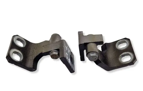 Jeep Renegade Front door hinge set A048903