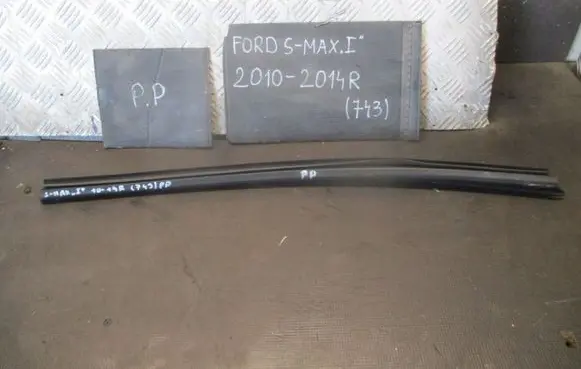 Ford S-MAX Rubber seal loading door 