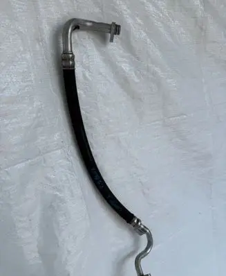Peugeot 308 Air conditioning (A/C) pipe/hose 9807256280